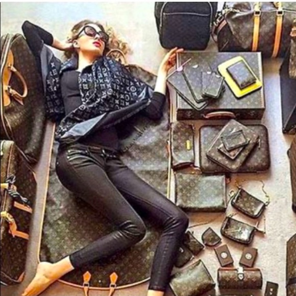 Handbags - 😍Monogram Dream😍